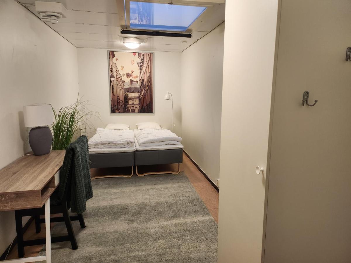 Vandrarhemmet Eken 엑스조 외부 사진
